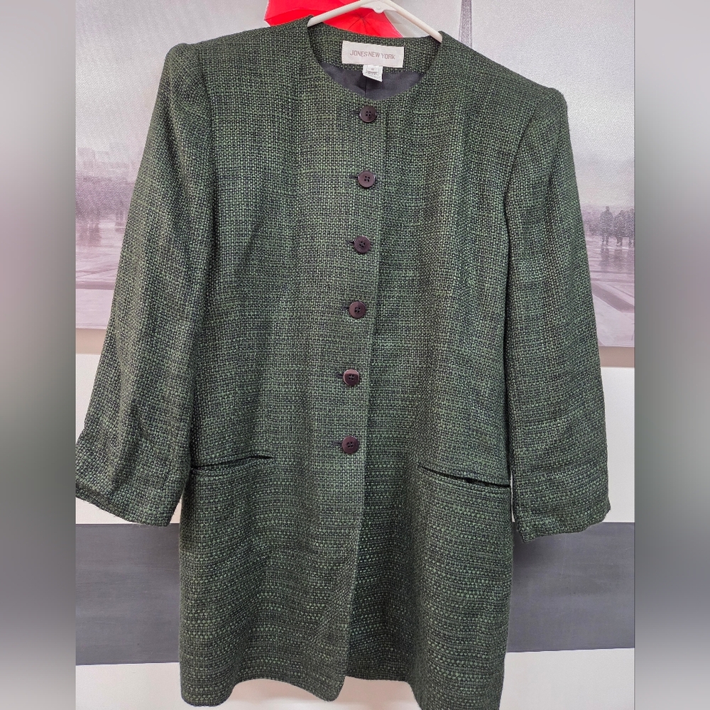 Elegant Green Women's Coat( JONES NEW YORK SIZE 8)